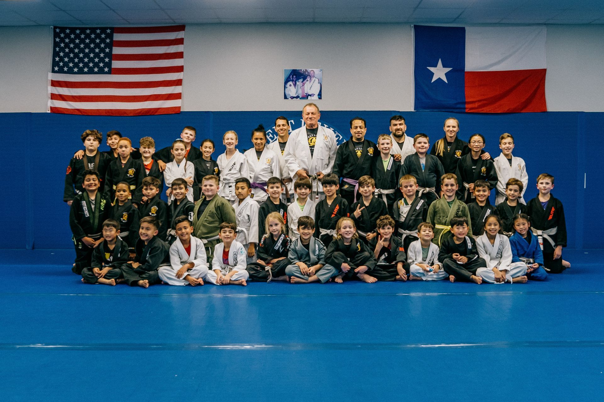 Adults drilling technique on the mats